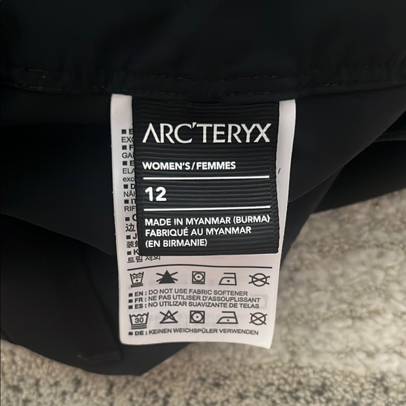 Arc’teryx Creston Shorts 4.5” - US 12 Women’s - Picture 3 of 8